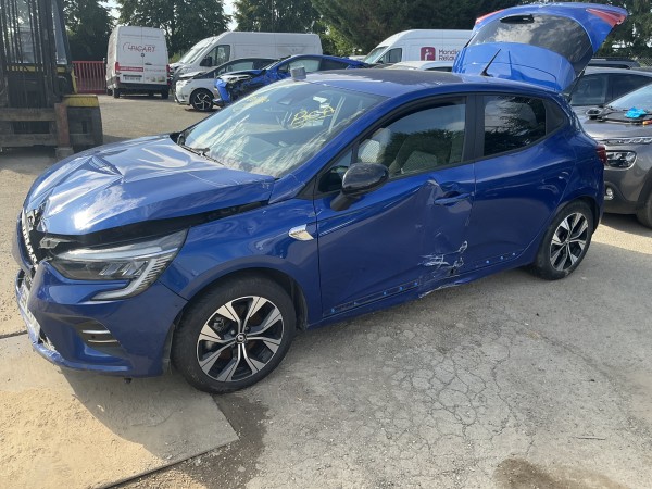 Renault Clio — Photo 1