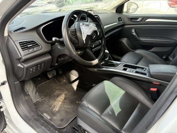 Renault Megane — Photo 10