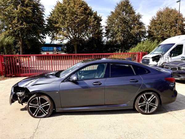 BMW 220 — Photo 5