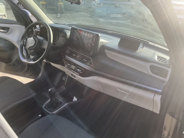 Suzuki Swift — Photo 8