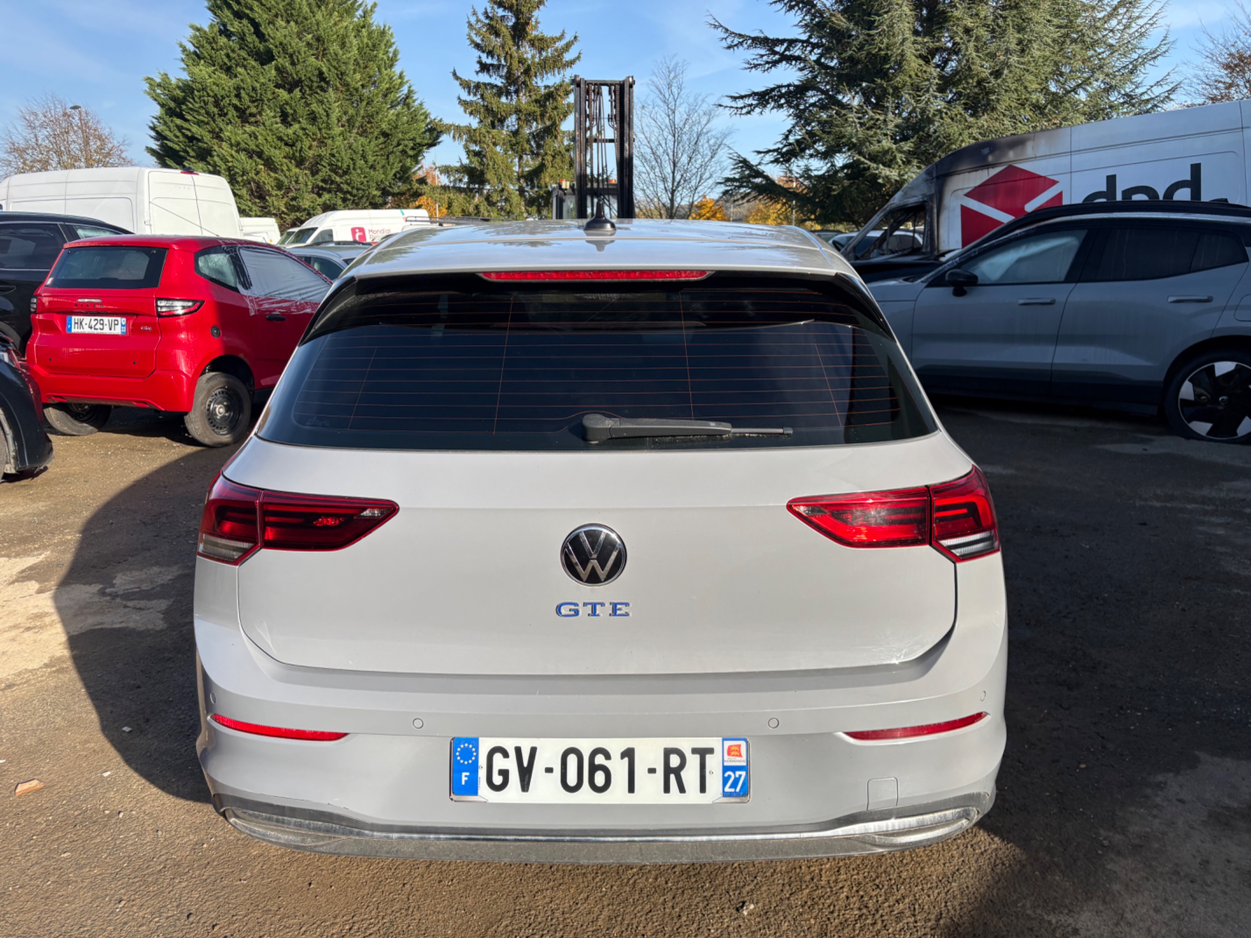 Volkswagen Golf — Photo 6