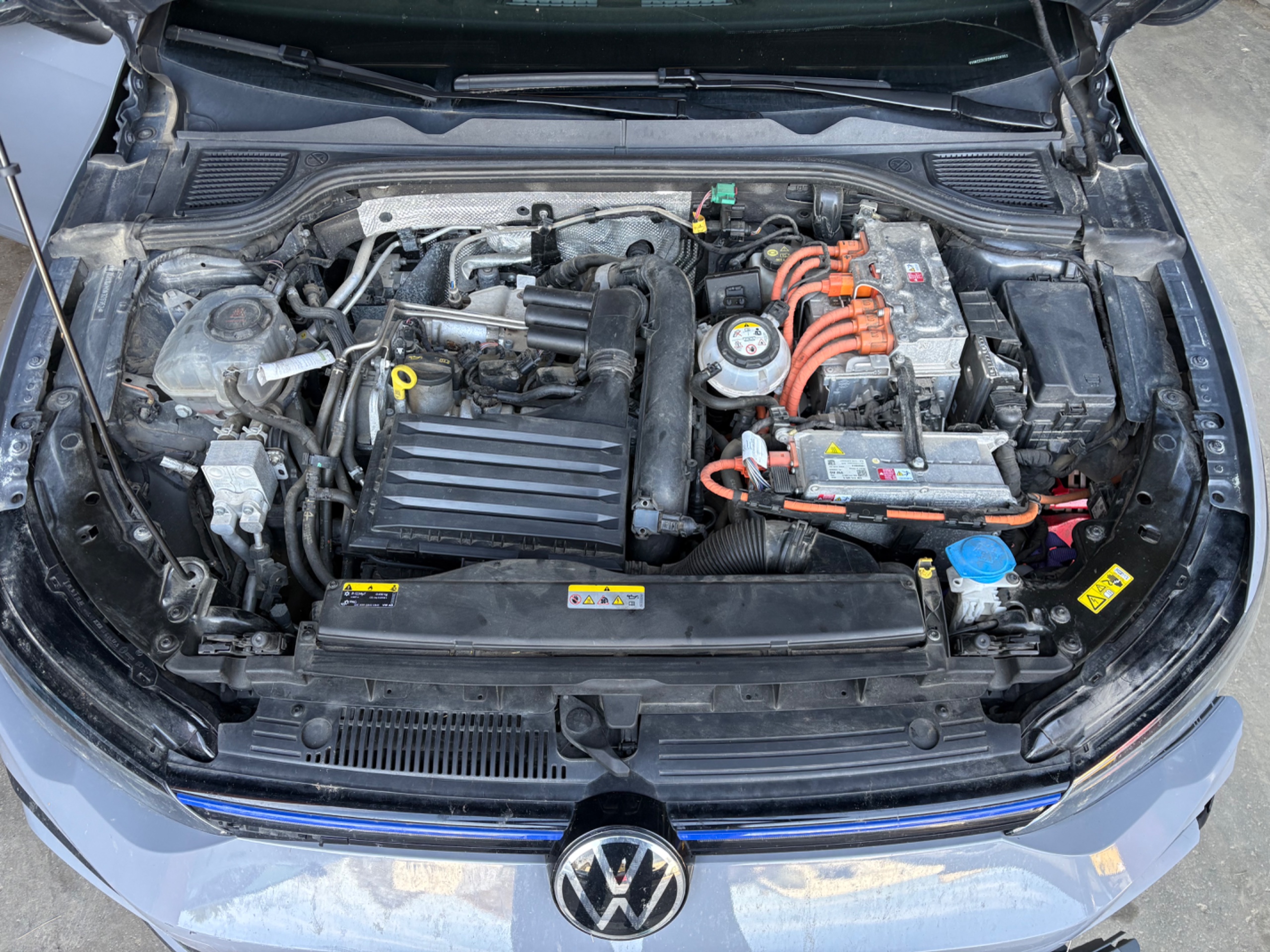 Volkswagen Golf — Photo 9